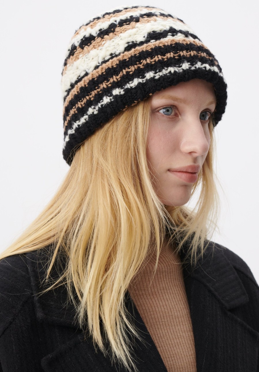 Frau Lala Berlin | Beanie Adda Stripy Desert